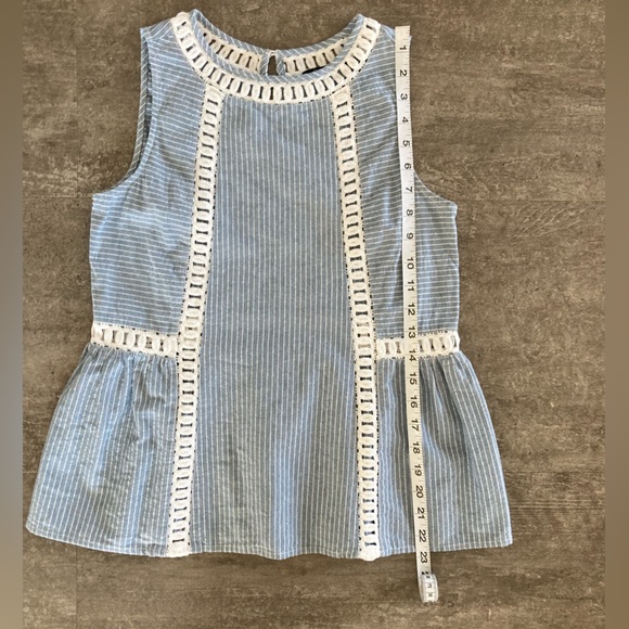 Doe & Rae Sleeveless Top - Picture 7 of 9